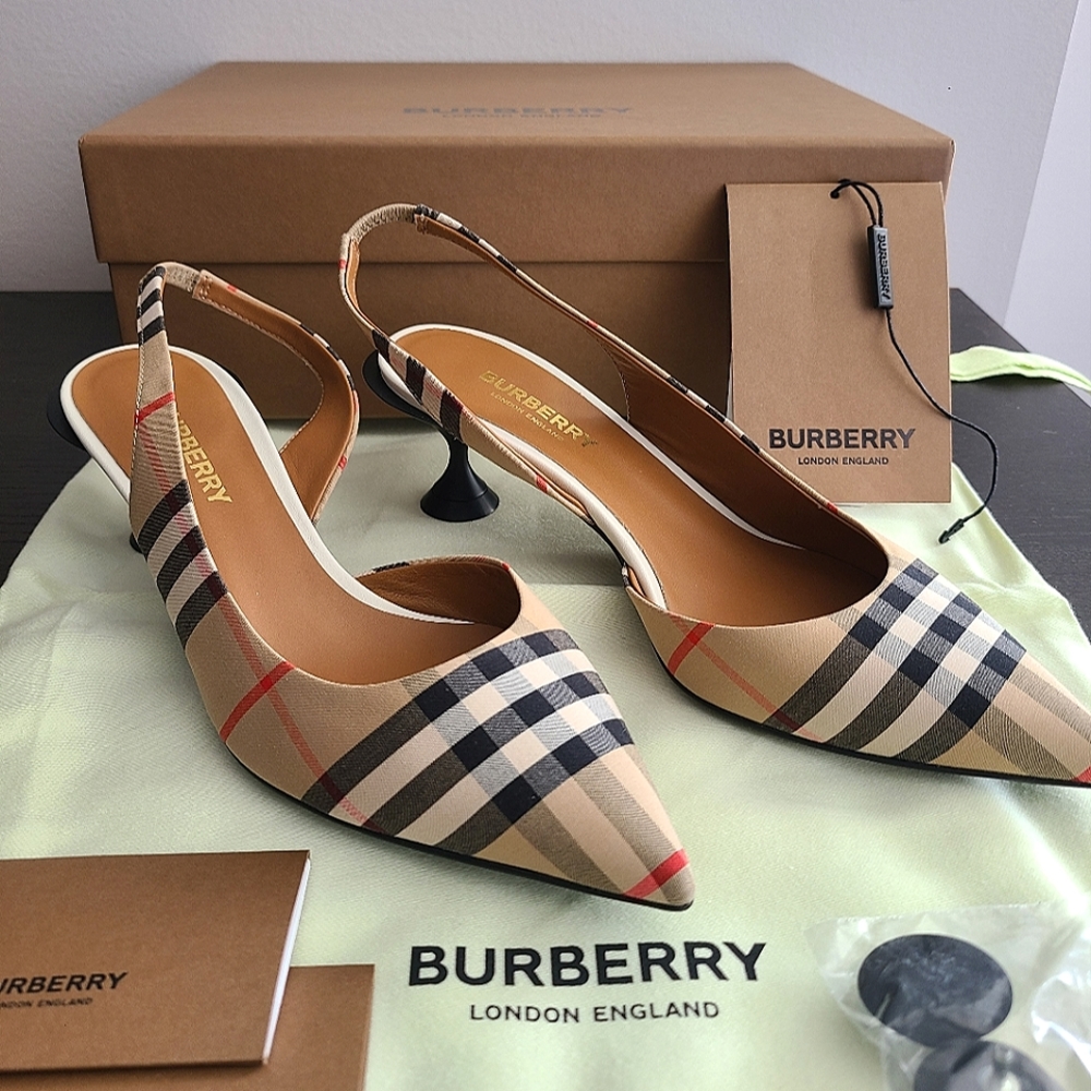 Burberry Leticia Pumps